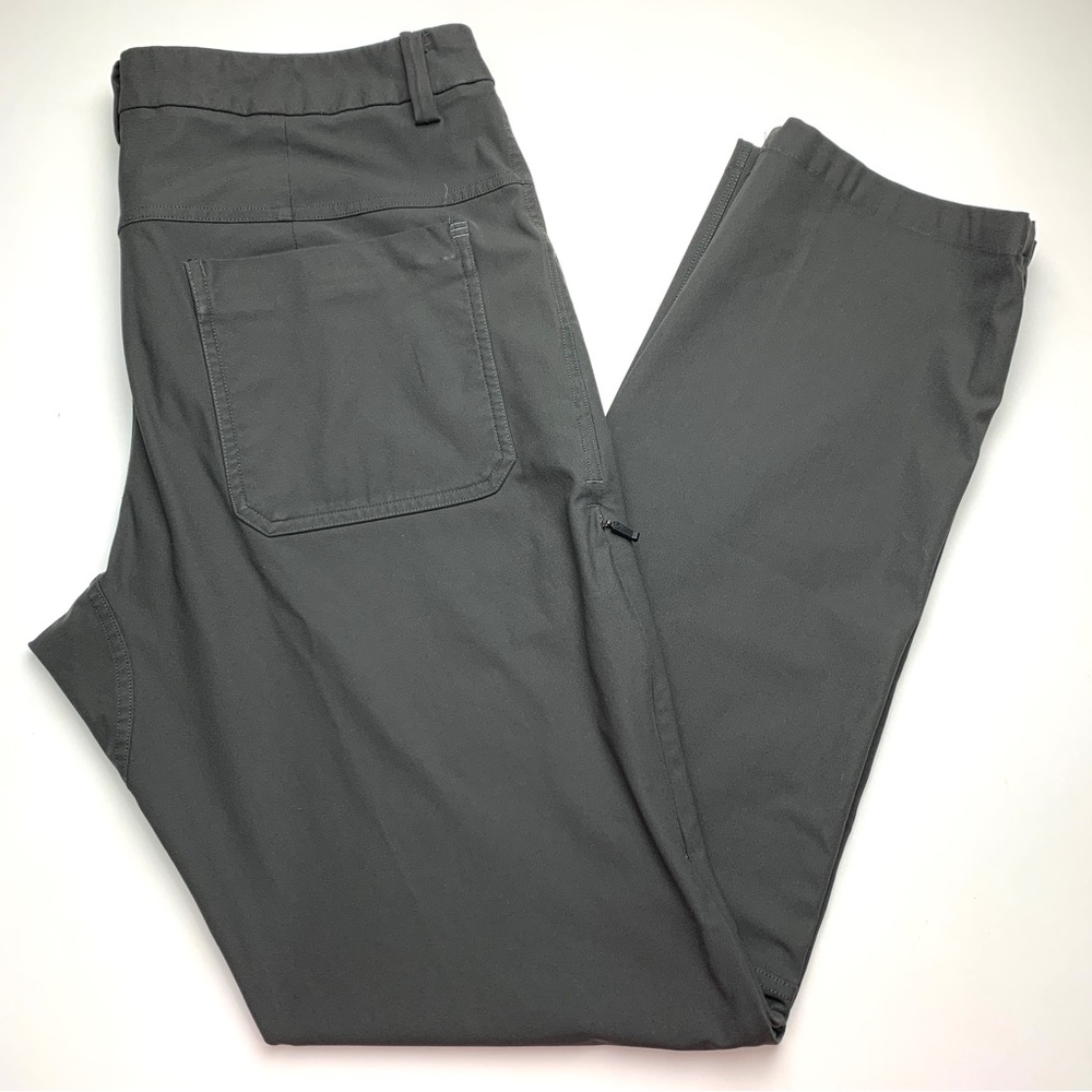 Lululemon ABC Utilitech Relaxed Fit Golf Pant - Men's 36